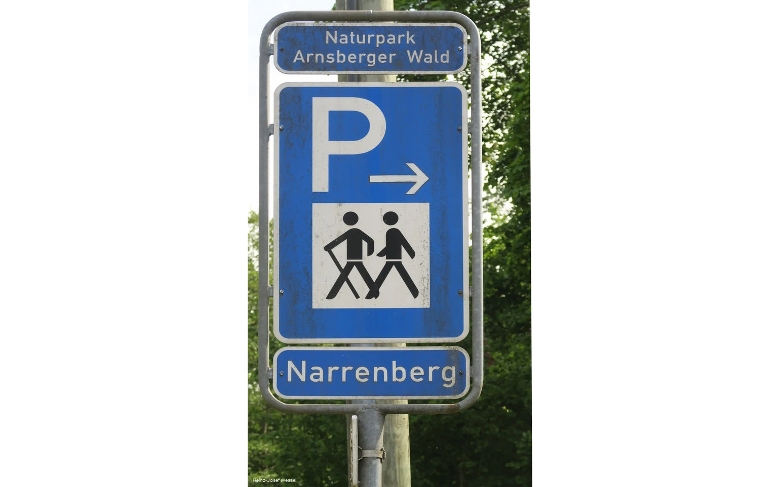 Schild Wanderparkplatz Narrenberg