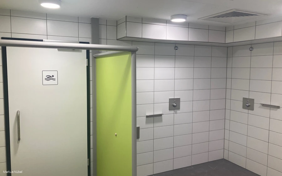 Hallenbad Foto 3