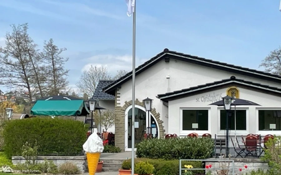 Eingangsbereich Café HenrichS  Foto Stadt Rüthen Eingangsbereich Café HenrichS  Foto Stadt Rüthen