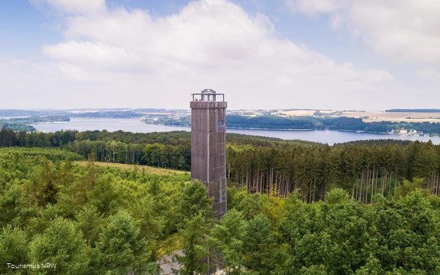 Panoramalandschaft am Möhnesee