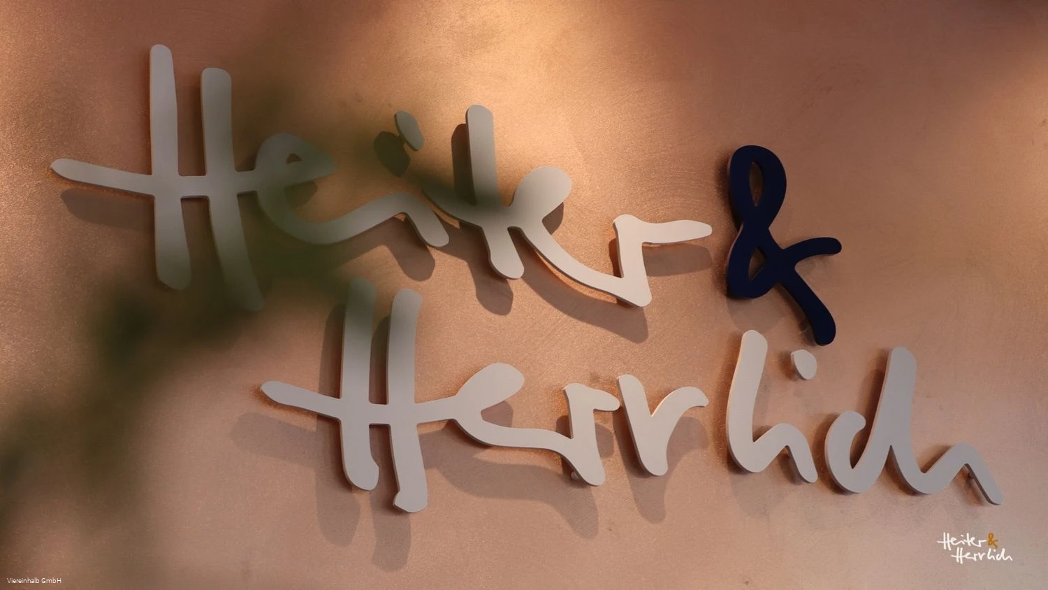 Schriftzug/Logo
